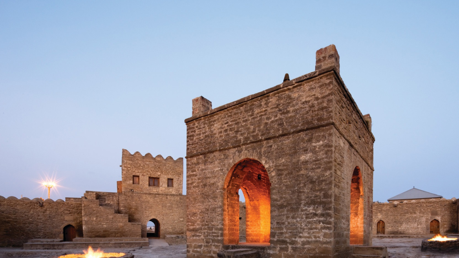 Absheron Fire & Flame Tour